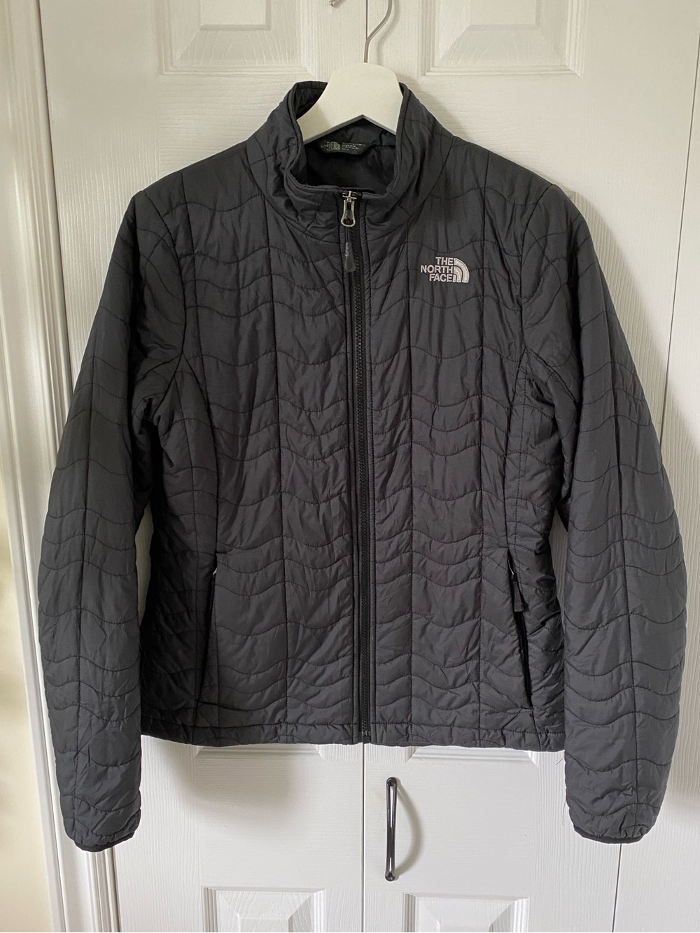 The North Face Women’s Bombay Black Quilted Insulated Puffer Jacket Size Medium